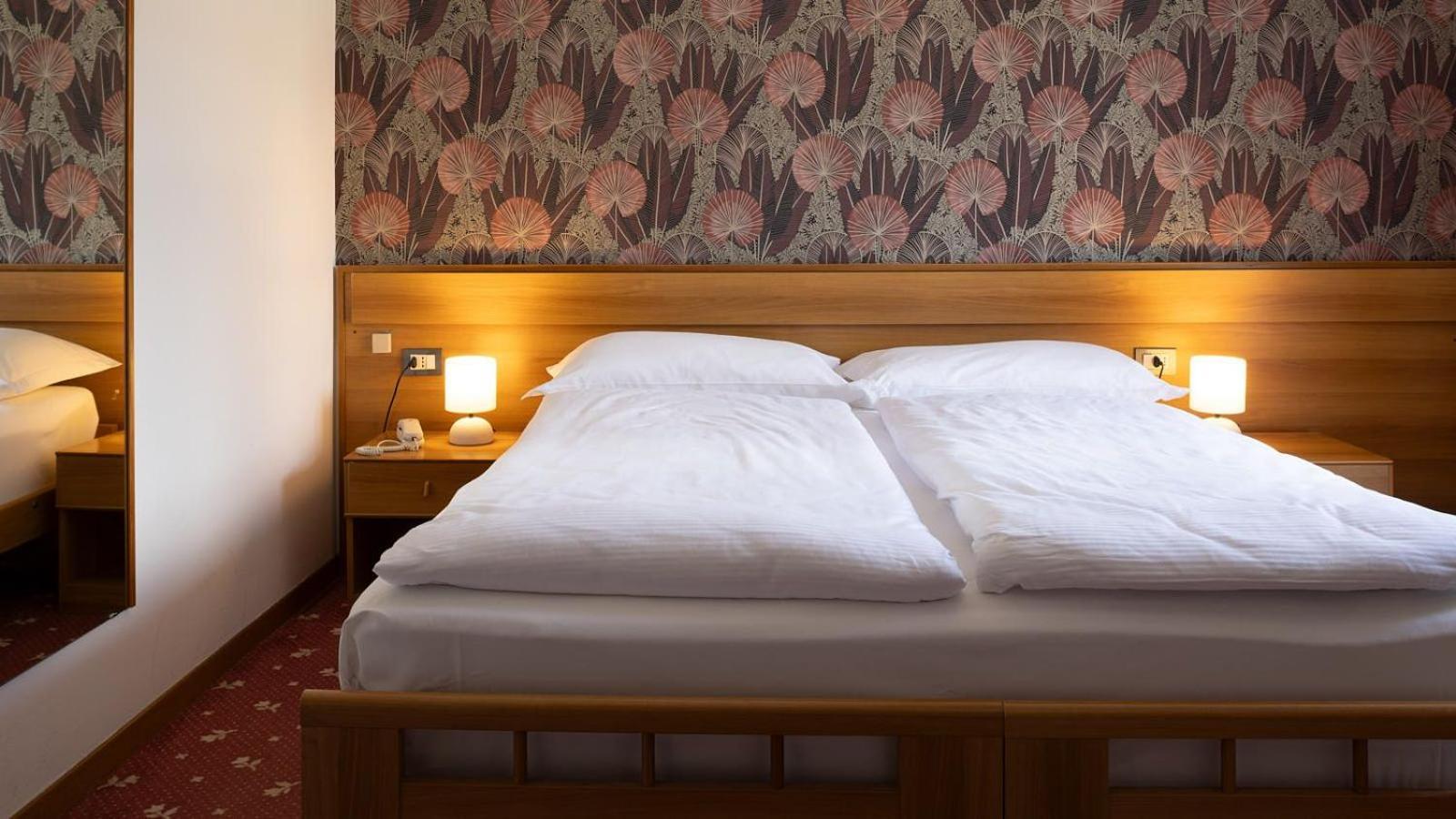 Hotel Lido ピエーヴェ・ディ・レードロ エクステリア 写真